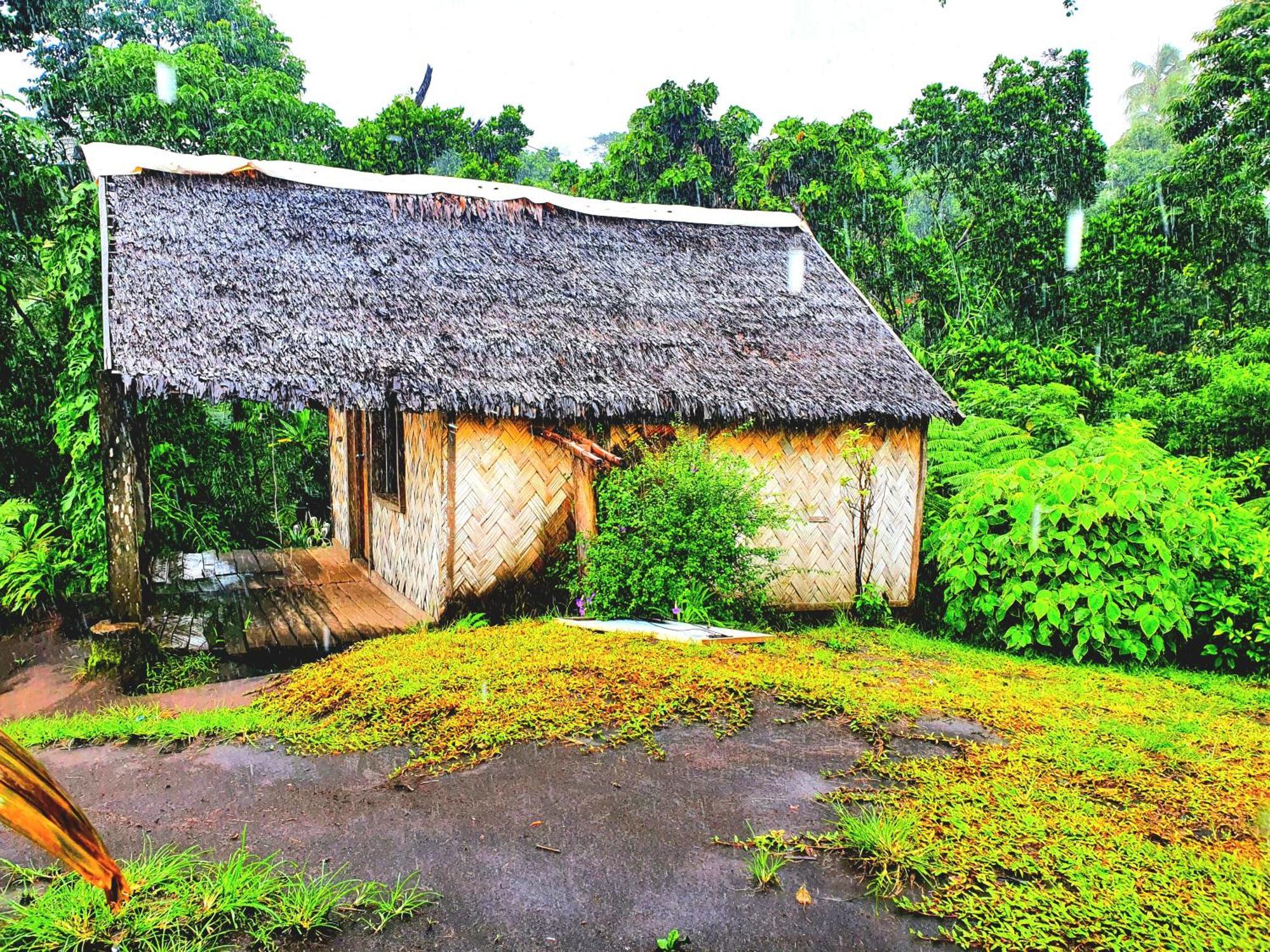 Island Paradise Bungalows Lenkuru Eksteriør bilde